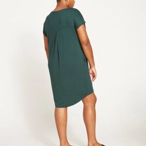 Universal Standard Helen Liquid Jersey Shift Dress  Size 2XS / 6-8 Medium NEW‎